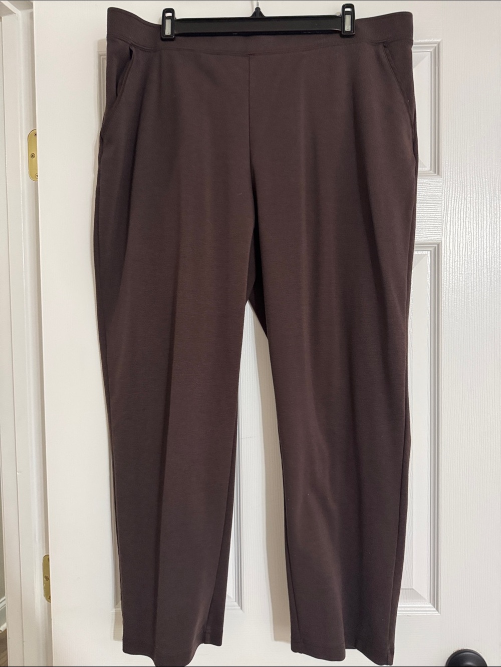Chico's Brown Straight-Leg Stretch Women’s Pants